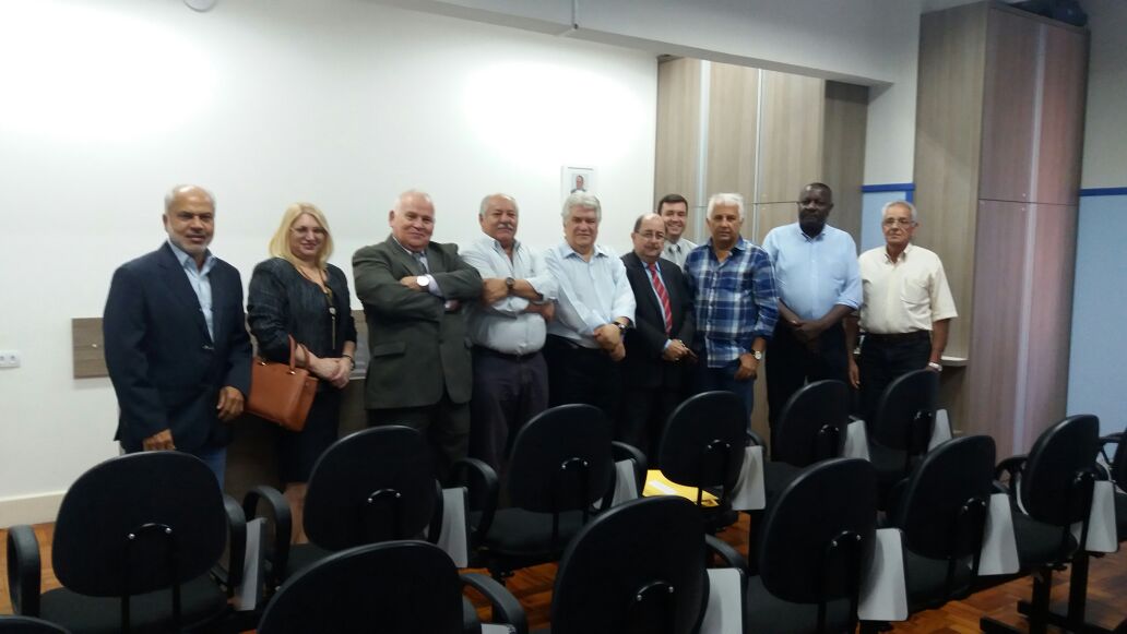 Pauta de reivindicações é entregue aos sindicatos patronais
